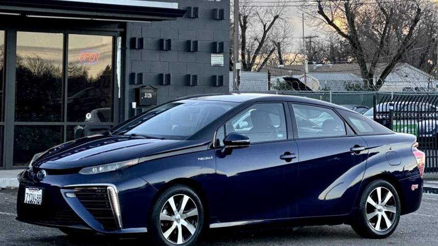  2017 Toyota Mirai Base