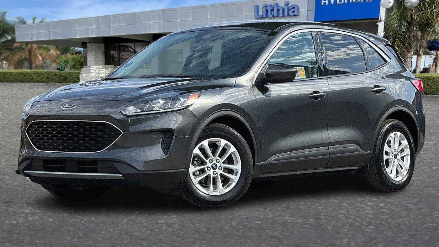  2020 Ford Escape SE