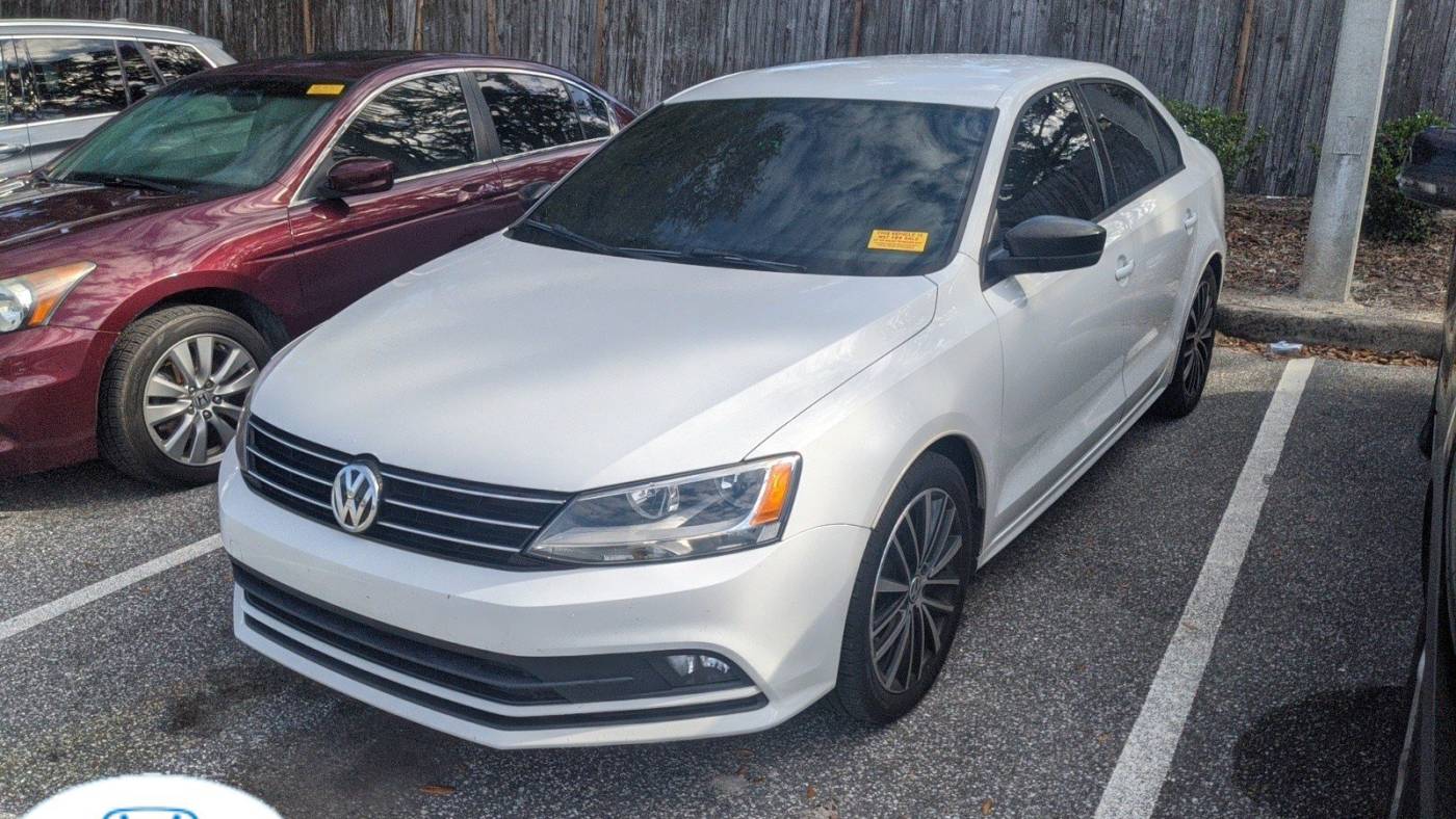  2016 Volkswagen Jetta 1.8T Sport