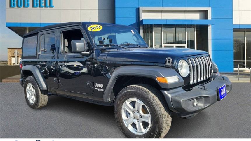  2019 Jeep Wrangler Sport S