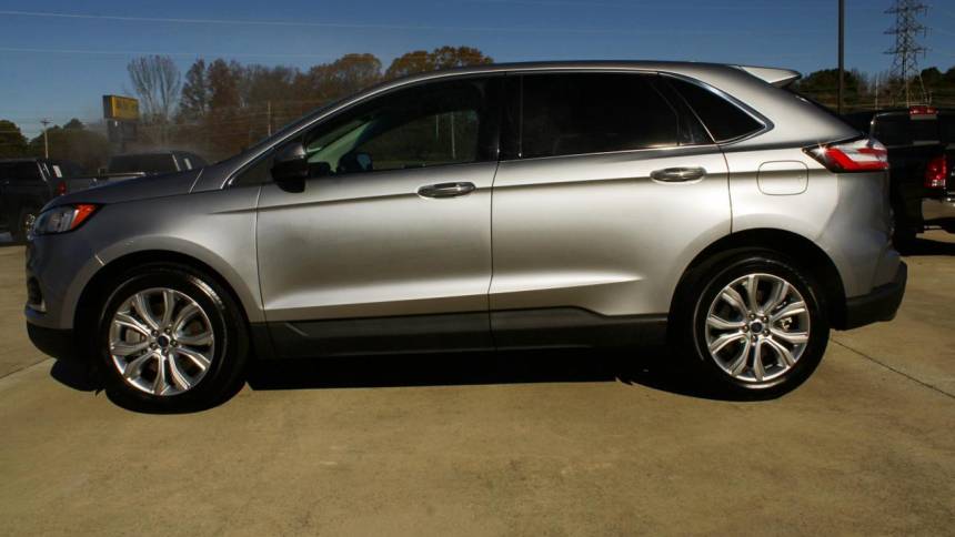  2022 Ford Edge Titanium