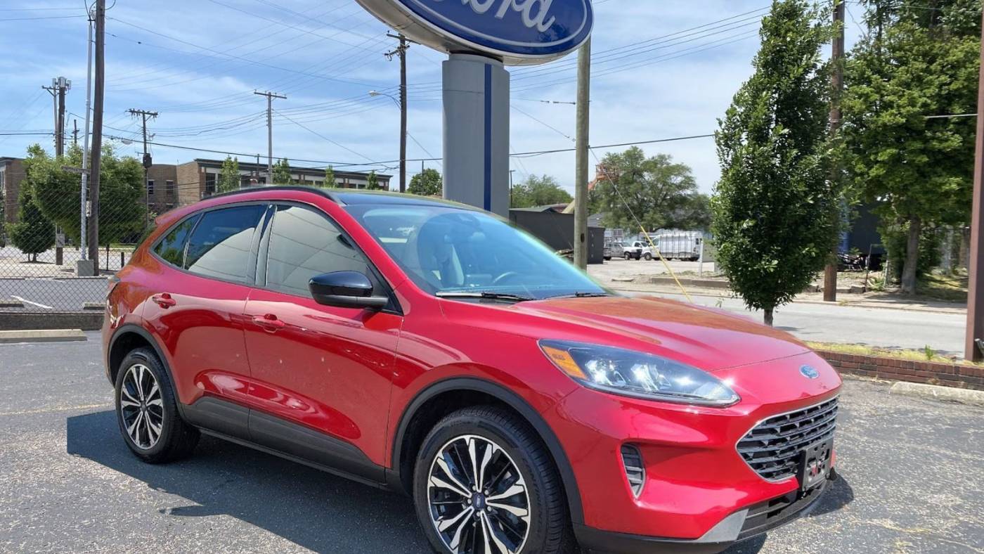  2021 Ford Escape SE