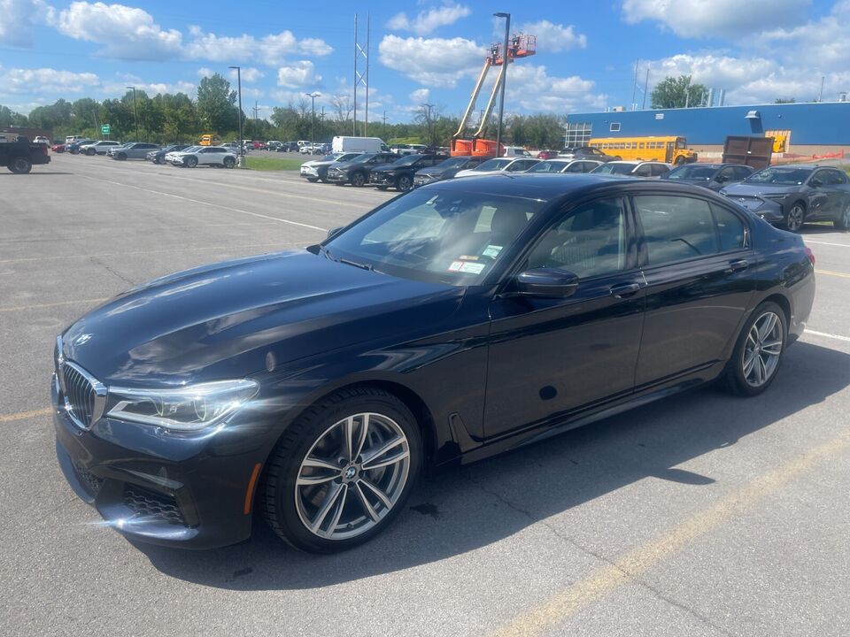 2018 BMW 7-Series M-SPORT