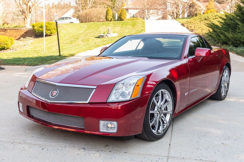 2008 Cadillac XLR-V Hard-Top Convertible