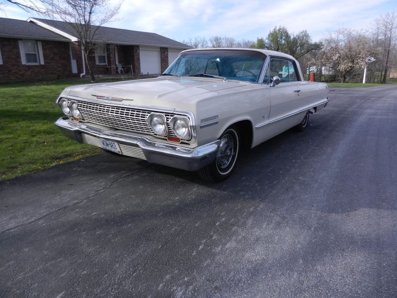 1963 Chevrolet Impala Super Sport With a 283 V8