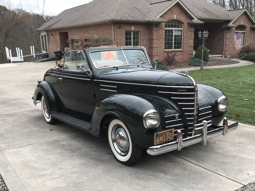 1939 Plymouth Deluxe P8 Convertible