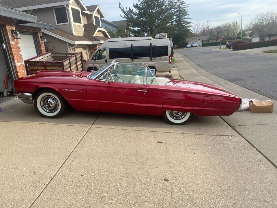 1964 Ford Thunderbird