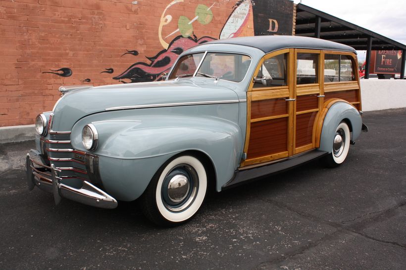 1940 Oldsmobile Station Wagon With a GM 350 V8