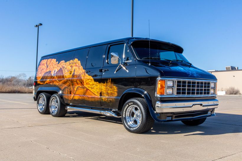 1980 Dodge B-Series Custom Van